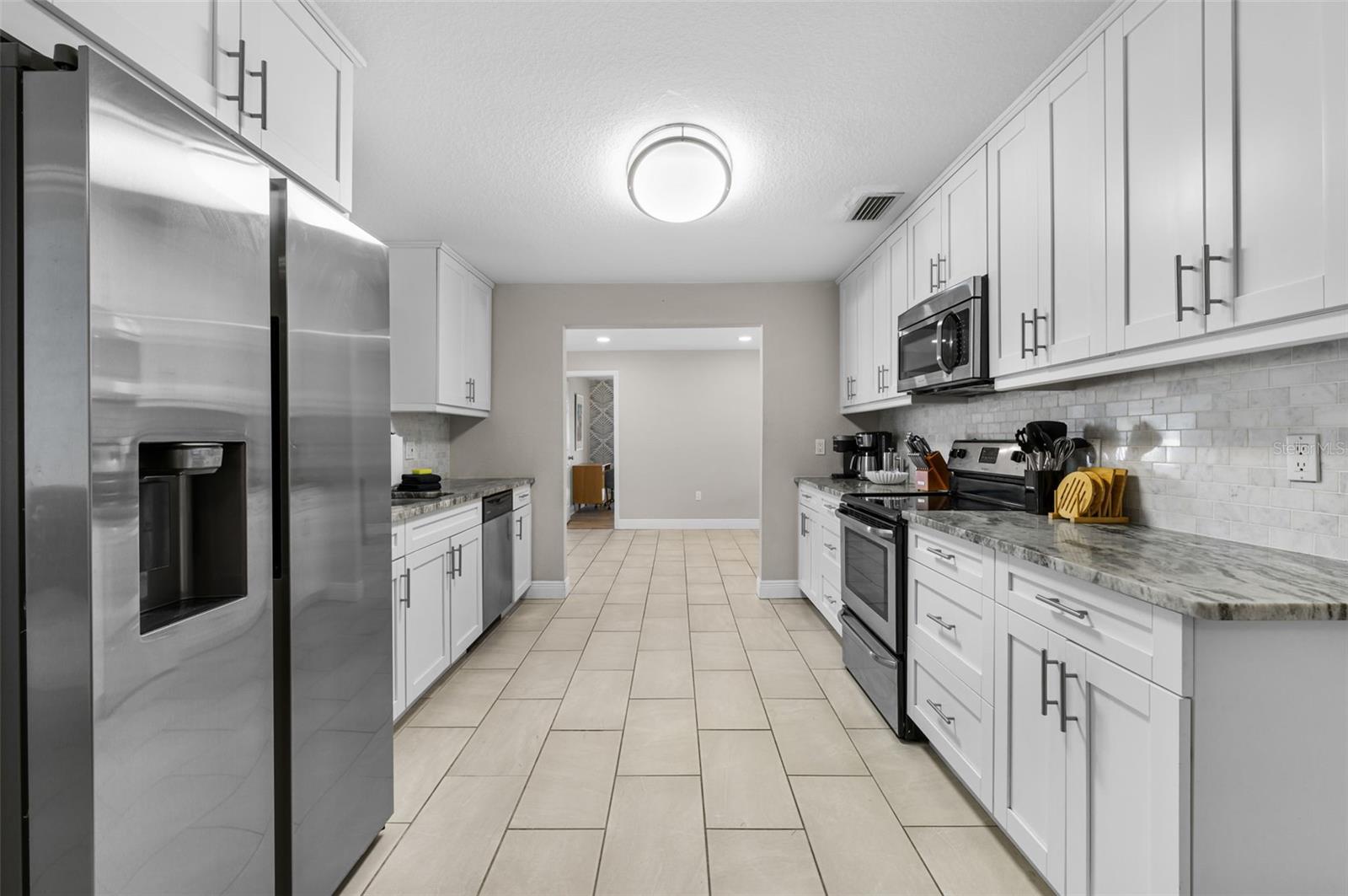 FOX COURT - Residential