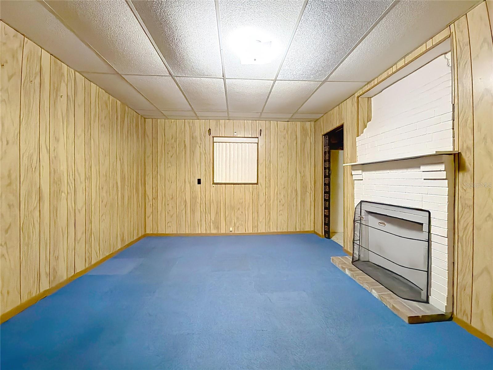 LADY LAKE CARLTORA - Residential