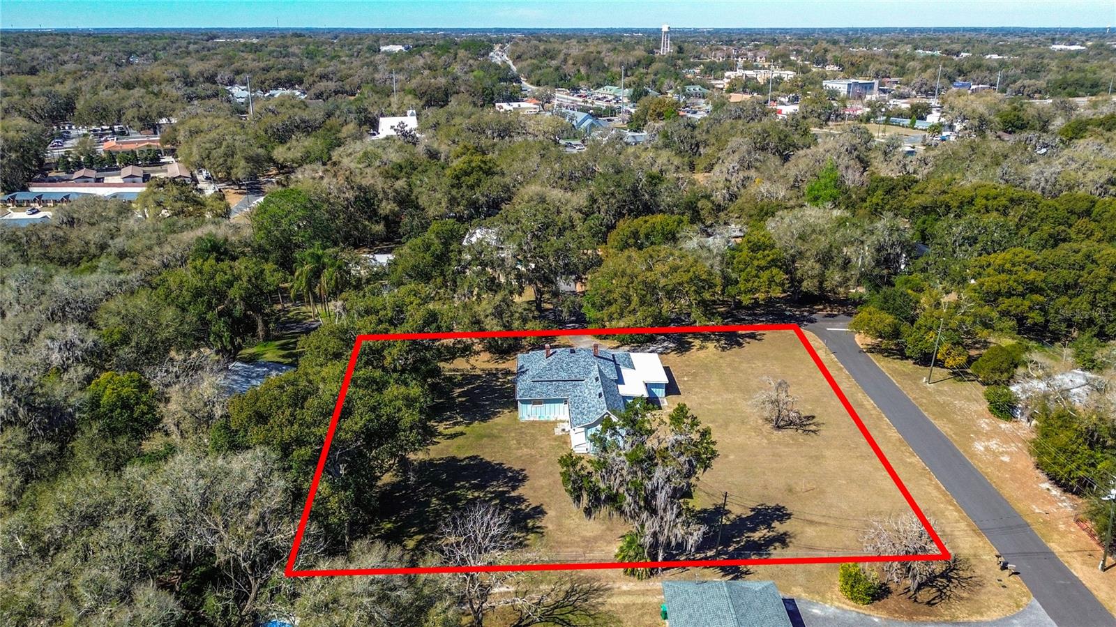 LADY LAKE CARLTORA - Residential