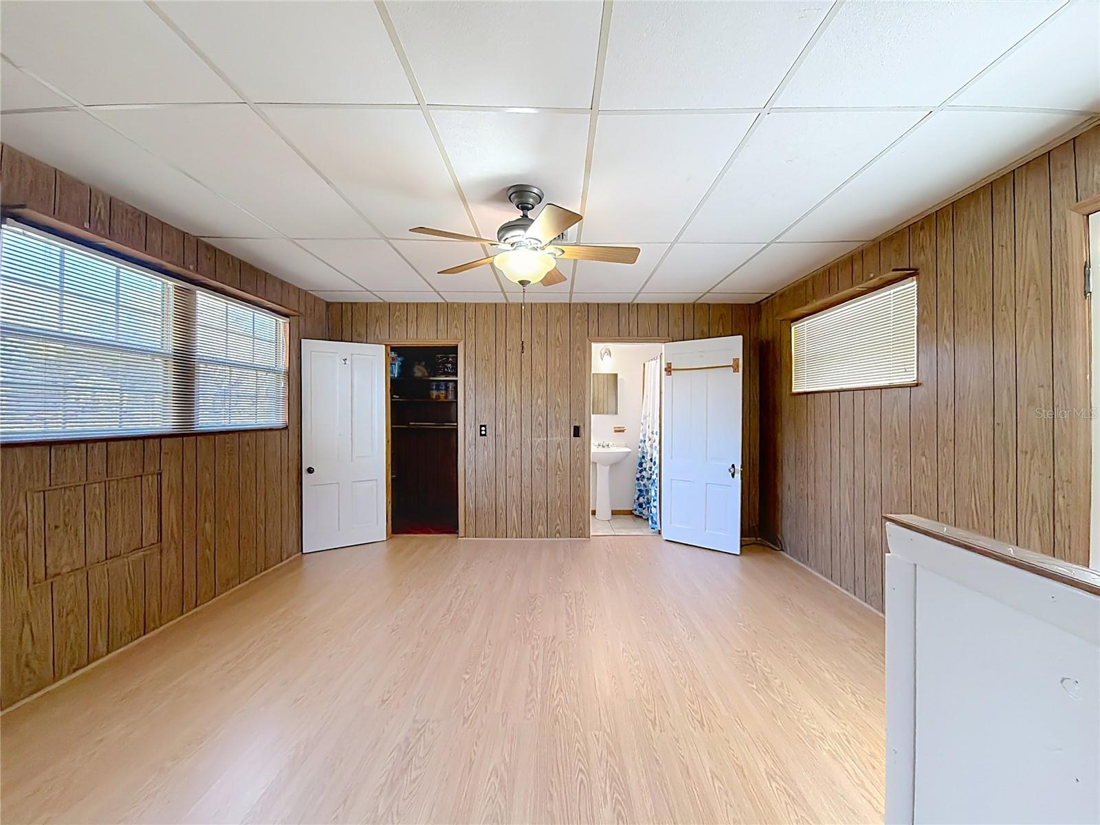 LADY LAKE CARLTORA - Residential