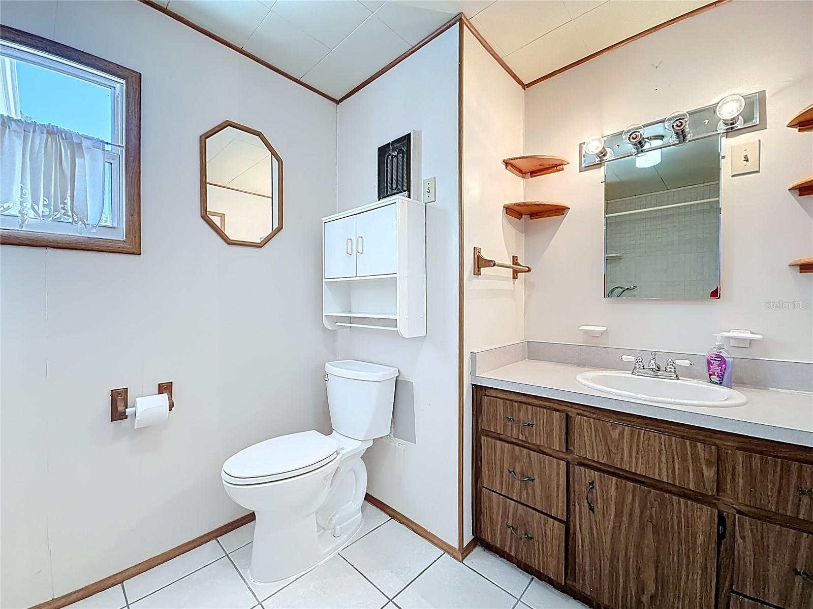 LADY LAKE CARLTORA - Residential