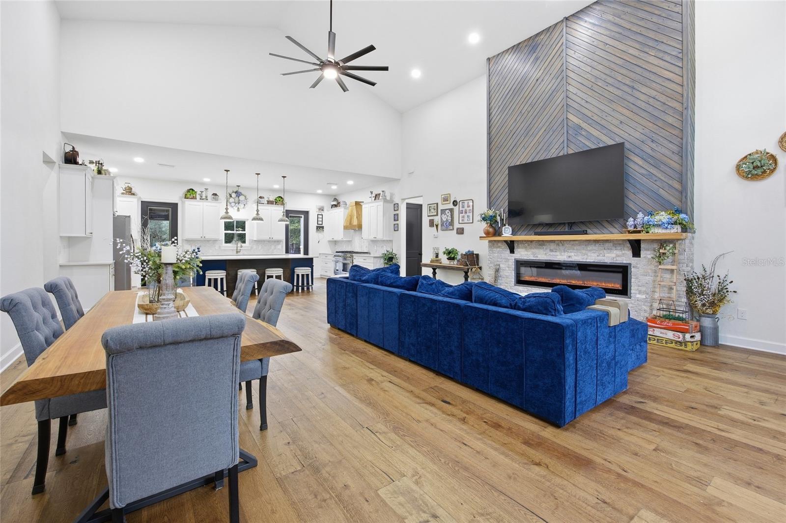 AVONLEA PH 01 & 02 - Residential