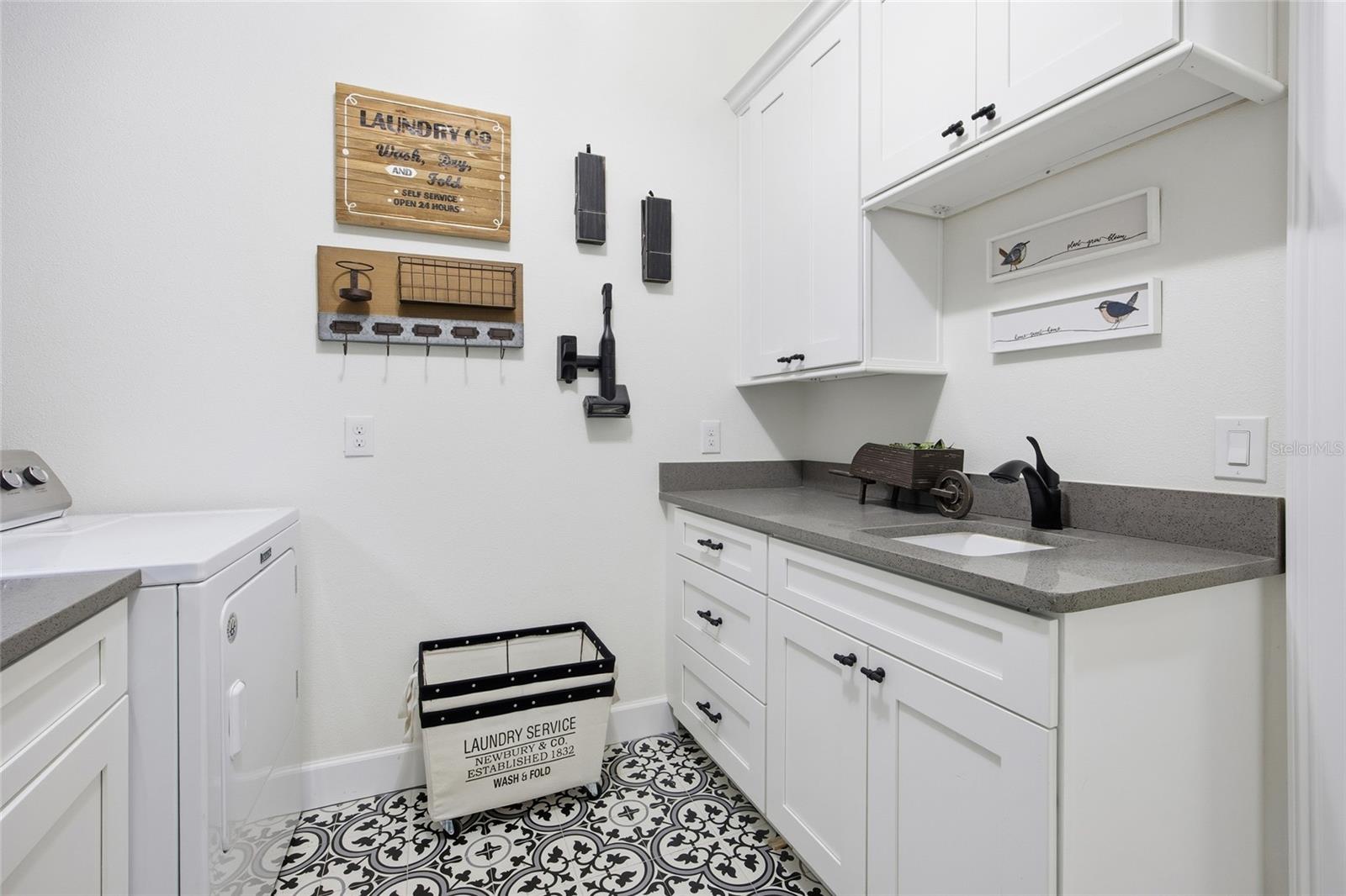 AVONLEA PH 01 & 02 - Residential