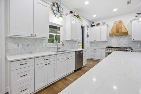 Tiny photo for 12052 SE 101st Court Road, Belleview, FL 34420 (MLS # OM715526)