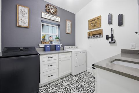 Tiny photo for 12052 SE 101st Court Road, Belleview, FL 34420 (MLS # OM715526)