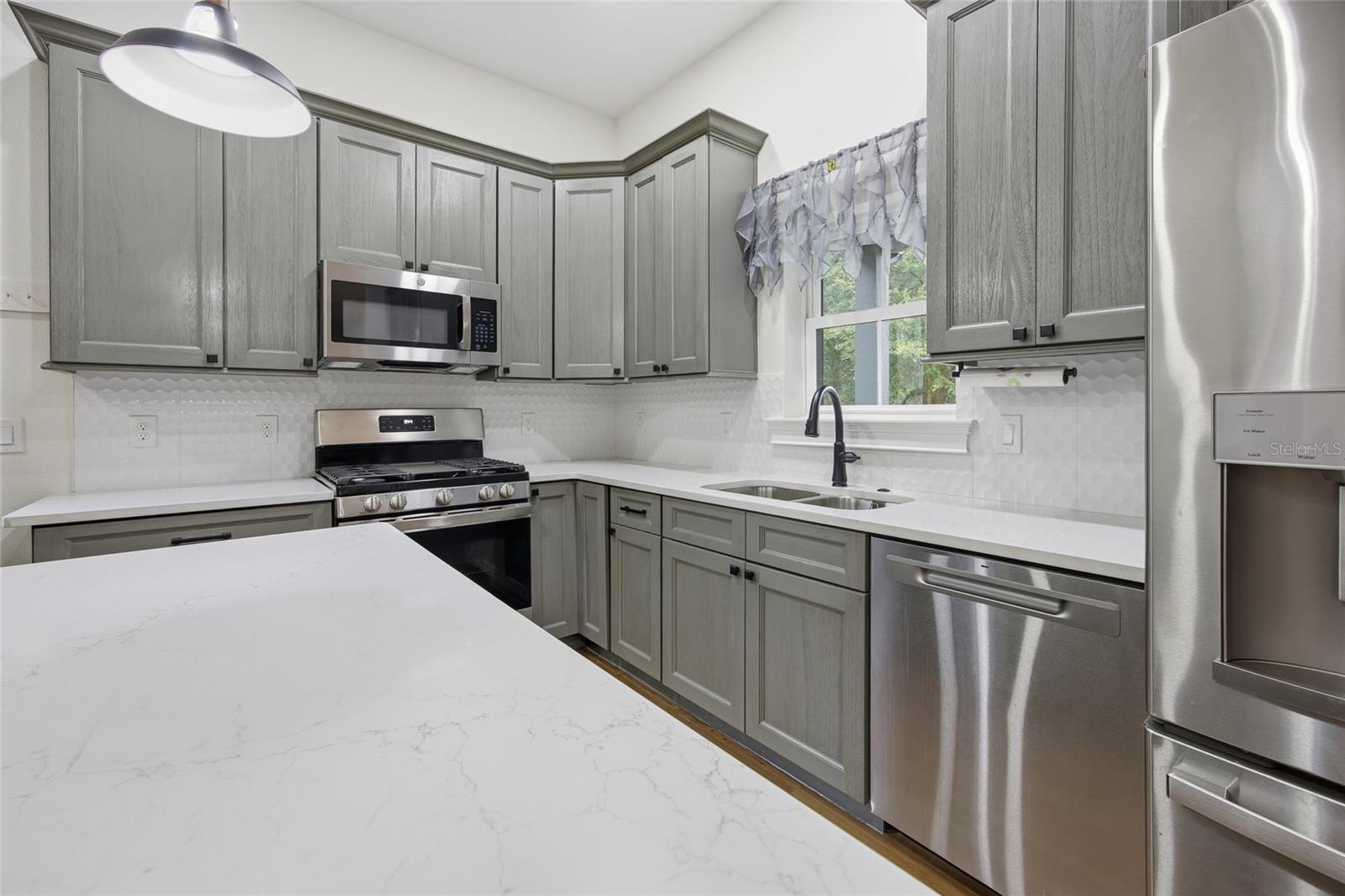 AVONLEA PH 01 & 02 - Residential