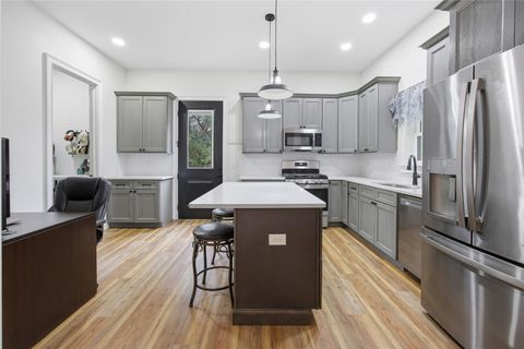 Tiny photo for 12052 SE 101st Court Road, Belleview, FL 34420 (MLS # OM715526)