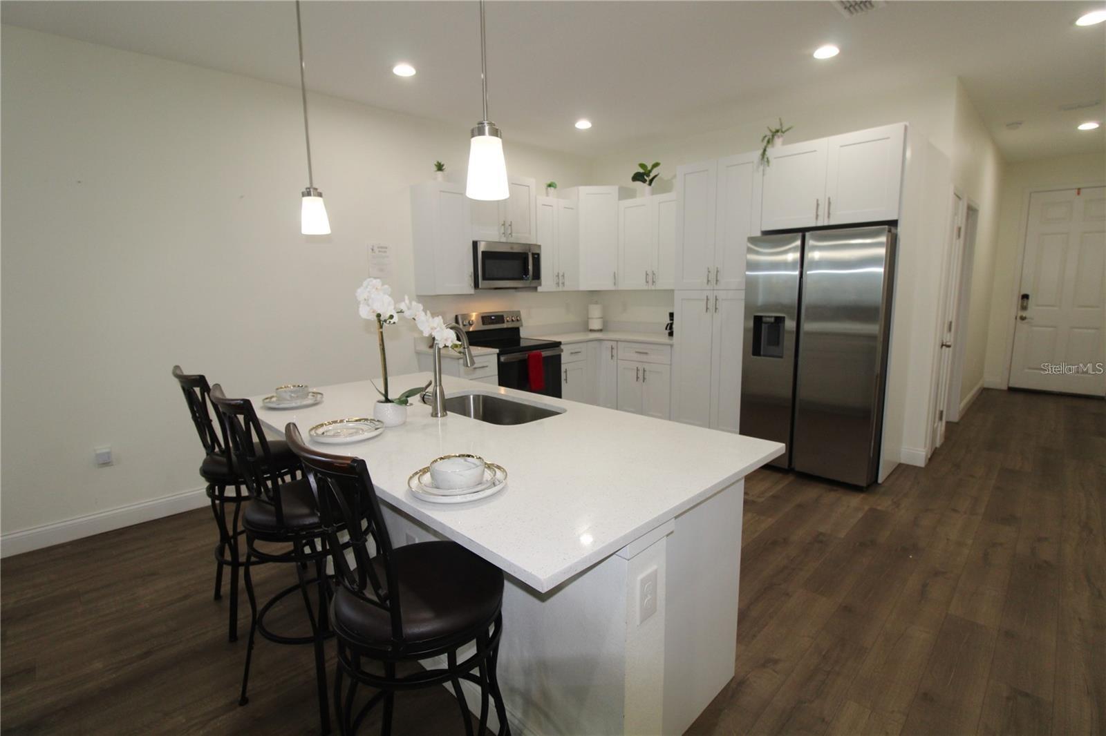 LAKE WAYMAN HEIGHTS LAKE ADD - Residential Lease