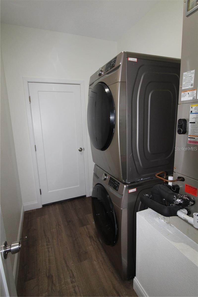 LAKE WAYMAN HEIGHTS LAKE ADD - Residential Lease