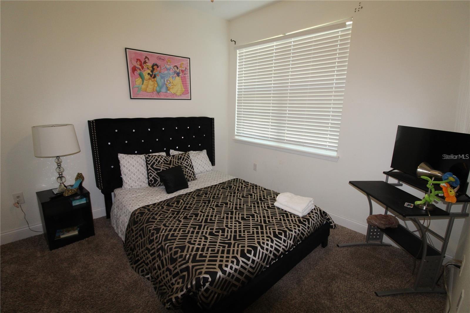 LAKE WAYMAN HEIGHTS LAKE ADD - Residential Lease