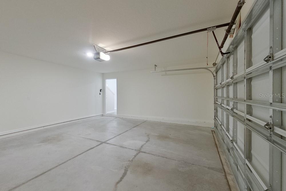 OCALA CROSSINGS - Residential Lease