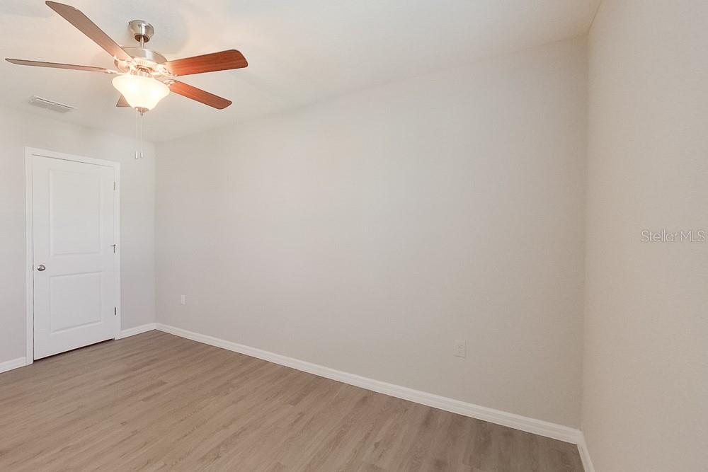 OCALA CROSSINGS - Residential Lease