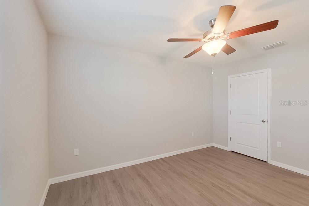 OCALA CROSSINGS - Residential Lease