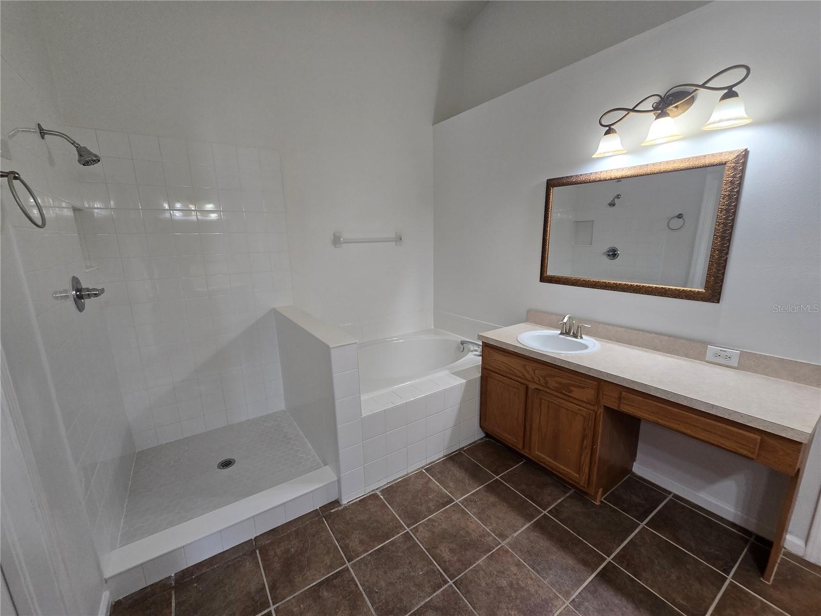 SOUTH RIDGE PH 3 - Residential Lease