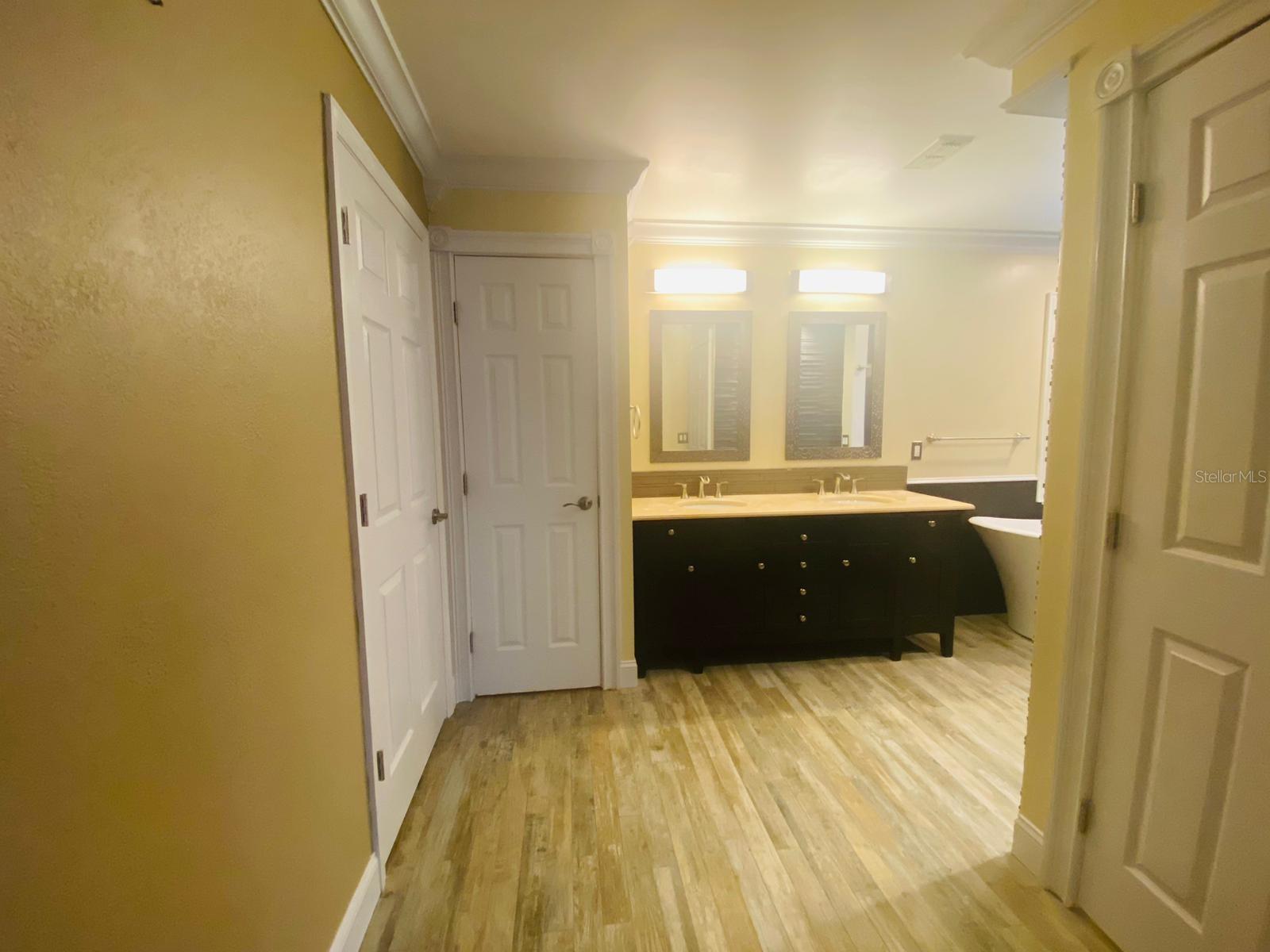 CARILLON TR 301 AT - Residential Lease