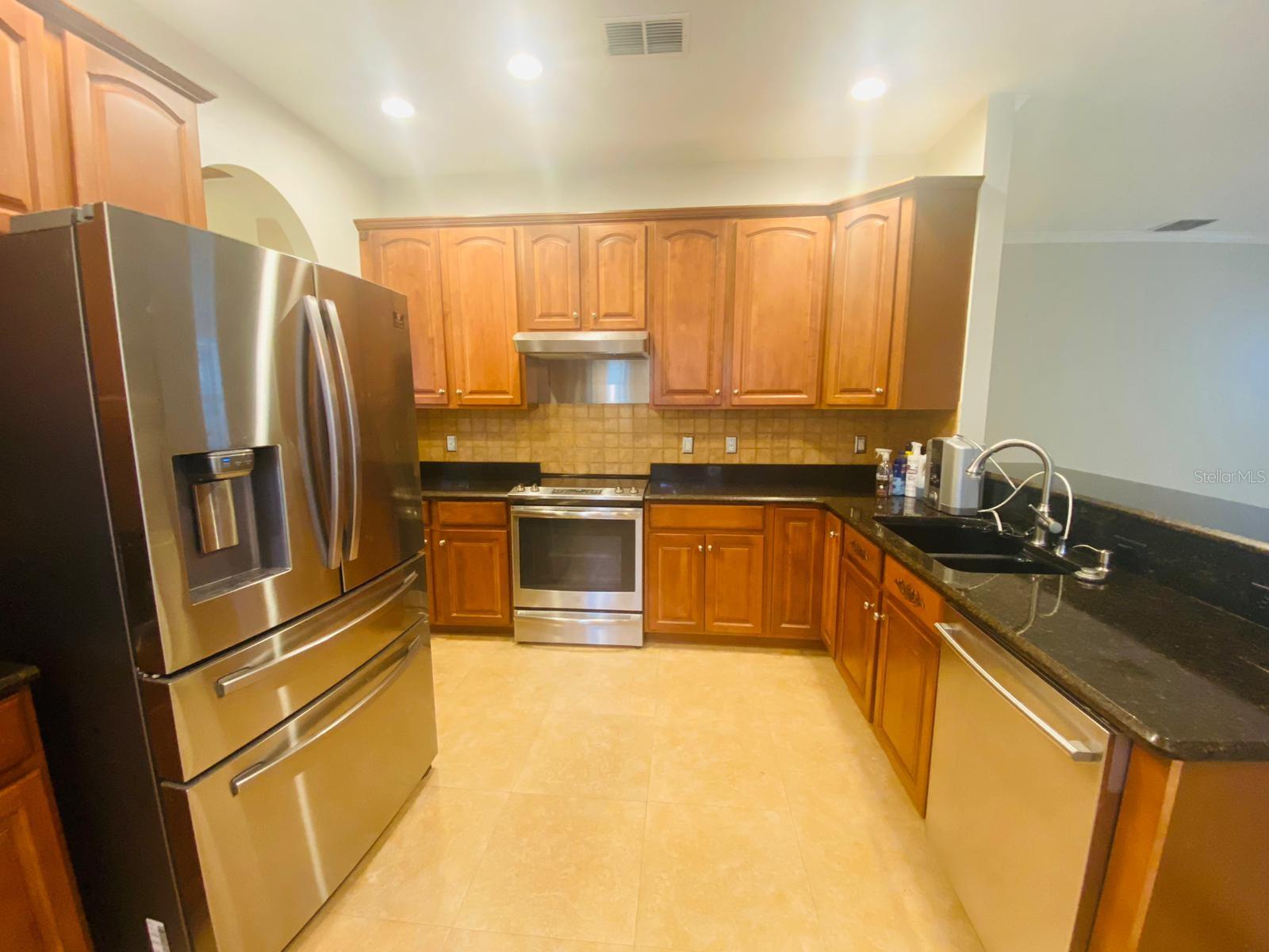 CARILLON TR 301 AT - Residential Lease