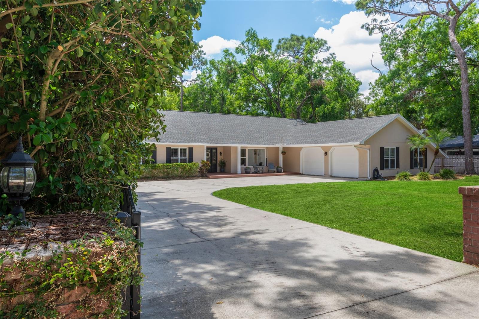3906 FLOYD ROAD