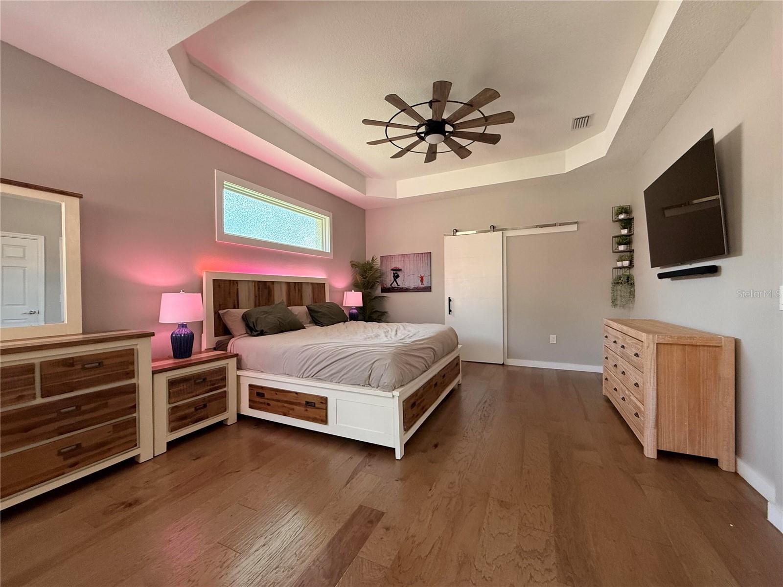 HOXIES A E SUB - Residential