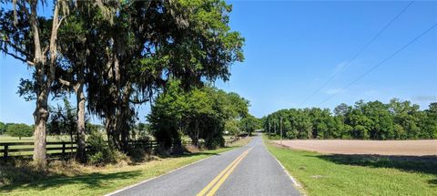 Tiny photo for 20530 SW 5th Place, Dunnellon, FL 34431 (MLS # OM705658)