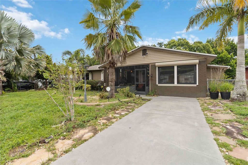 Photo of 221 Albert Street, Winter Springs, FL 32708 (MLS # O6339526)