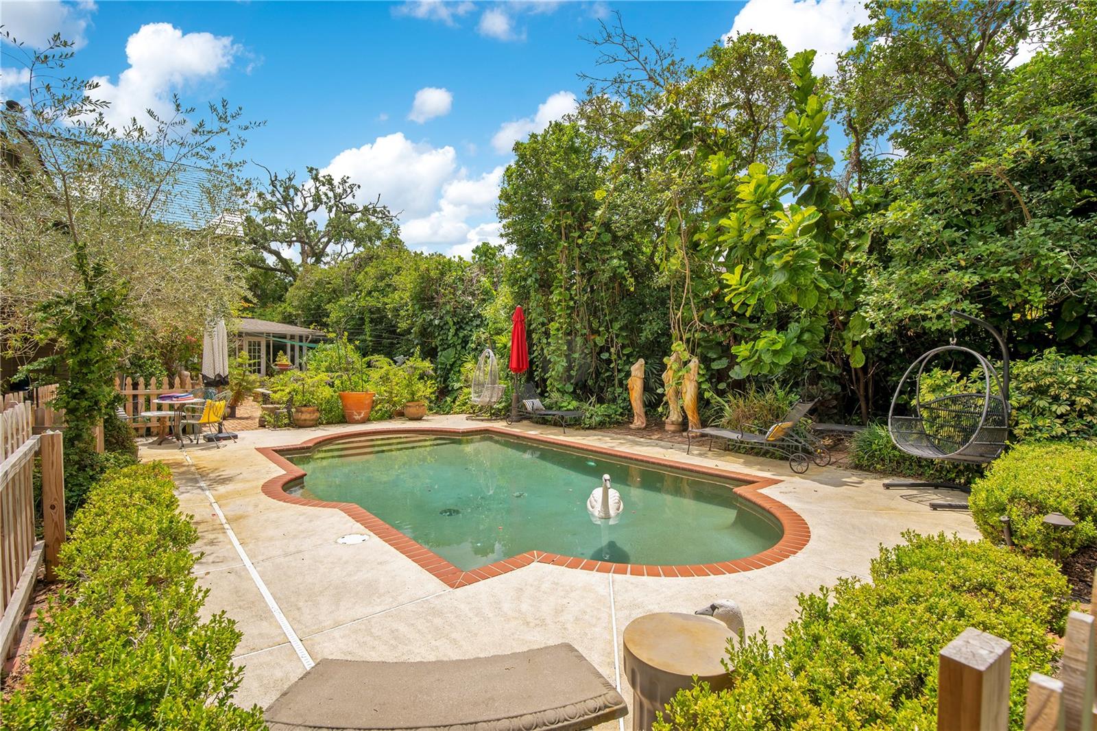 BOUSTAN A REP 49 13 - Residential