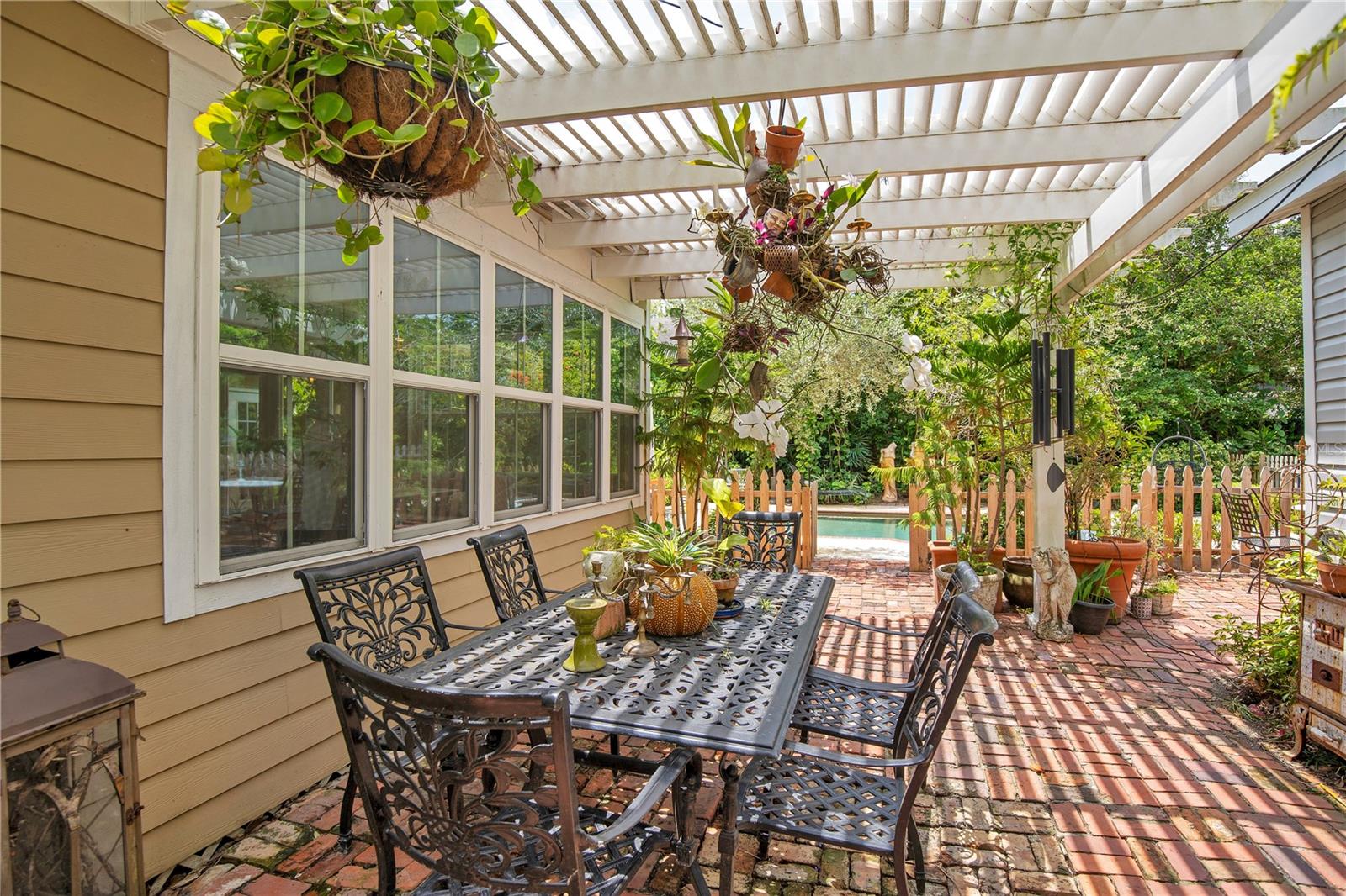 BOUSTAN A REP 49 13 - Residential