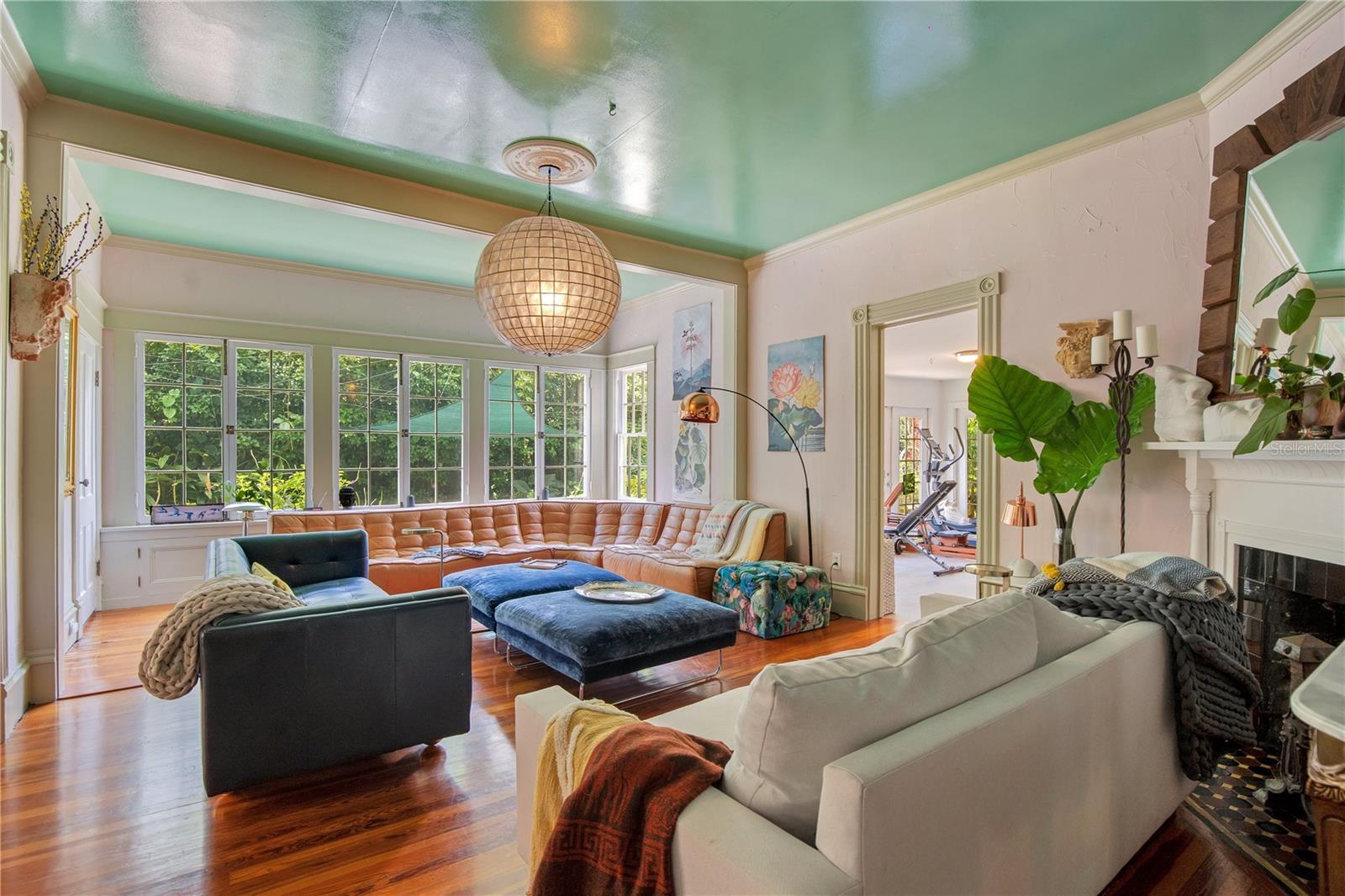 BOUSTAN A REP 49 13 - Residential