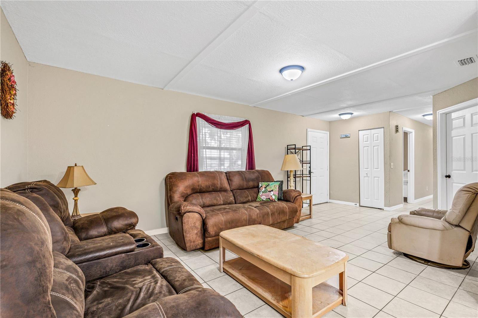 HAWLEY - Residential