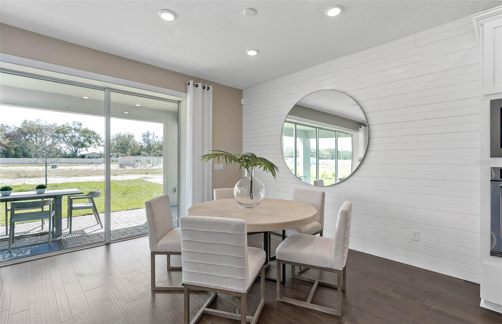 WILLOW RIDGE - Residential