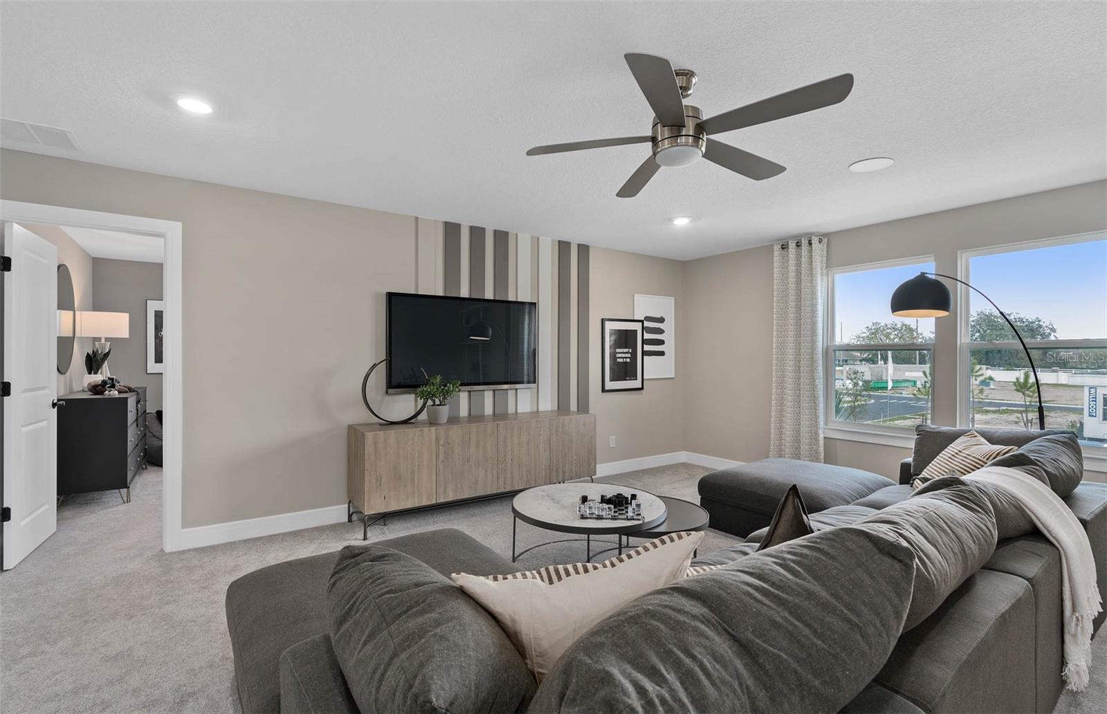WILLOW RIDGE - Residential