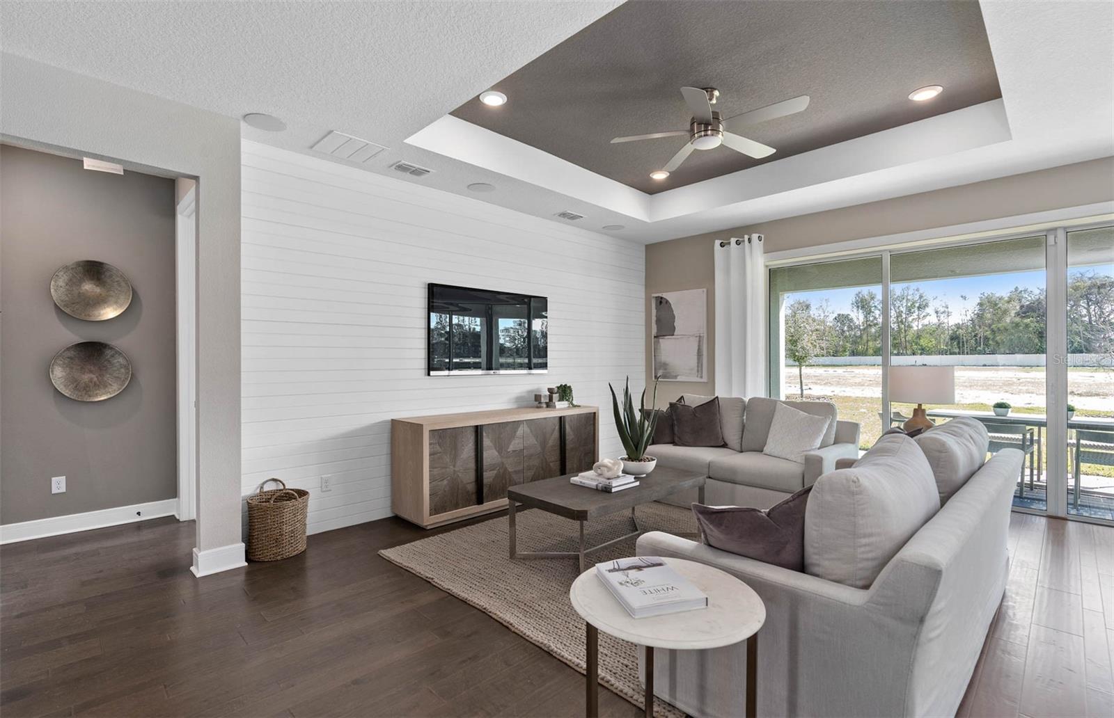 WILLOW RIDGE - Residential