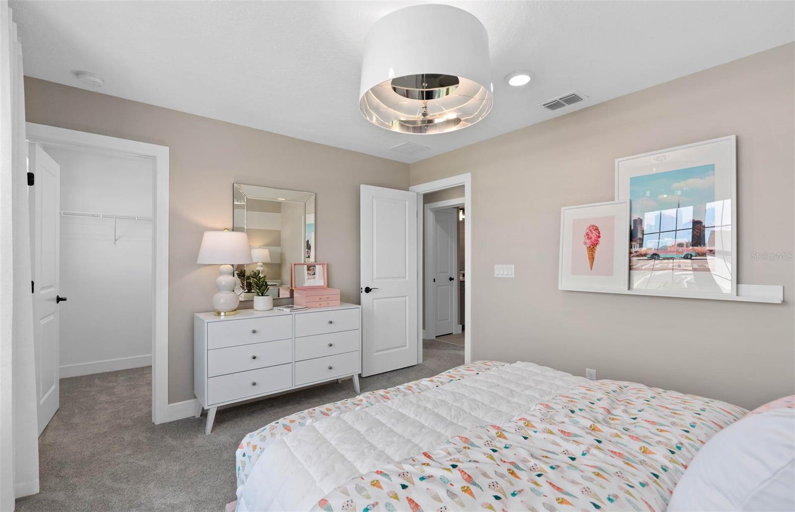 WILLOW RIDGE - Residential