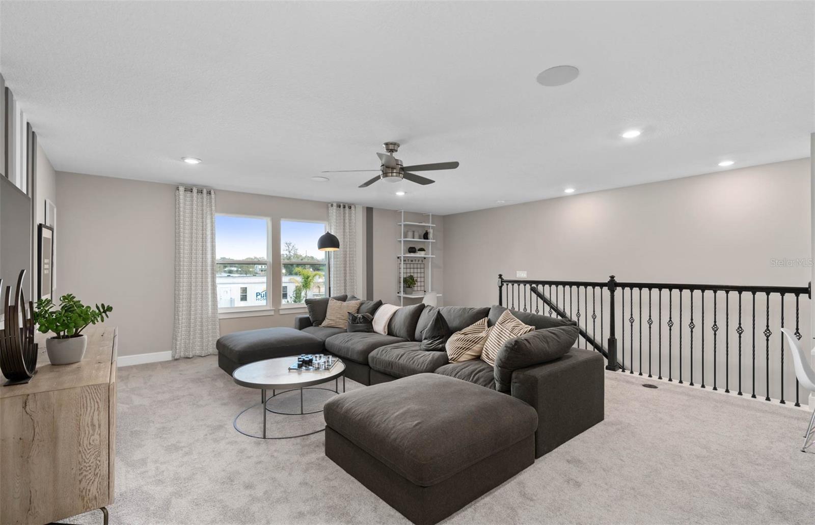WILLOW RIDGE - Residential