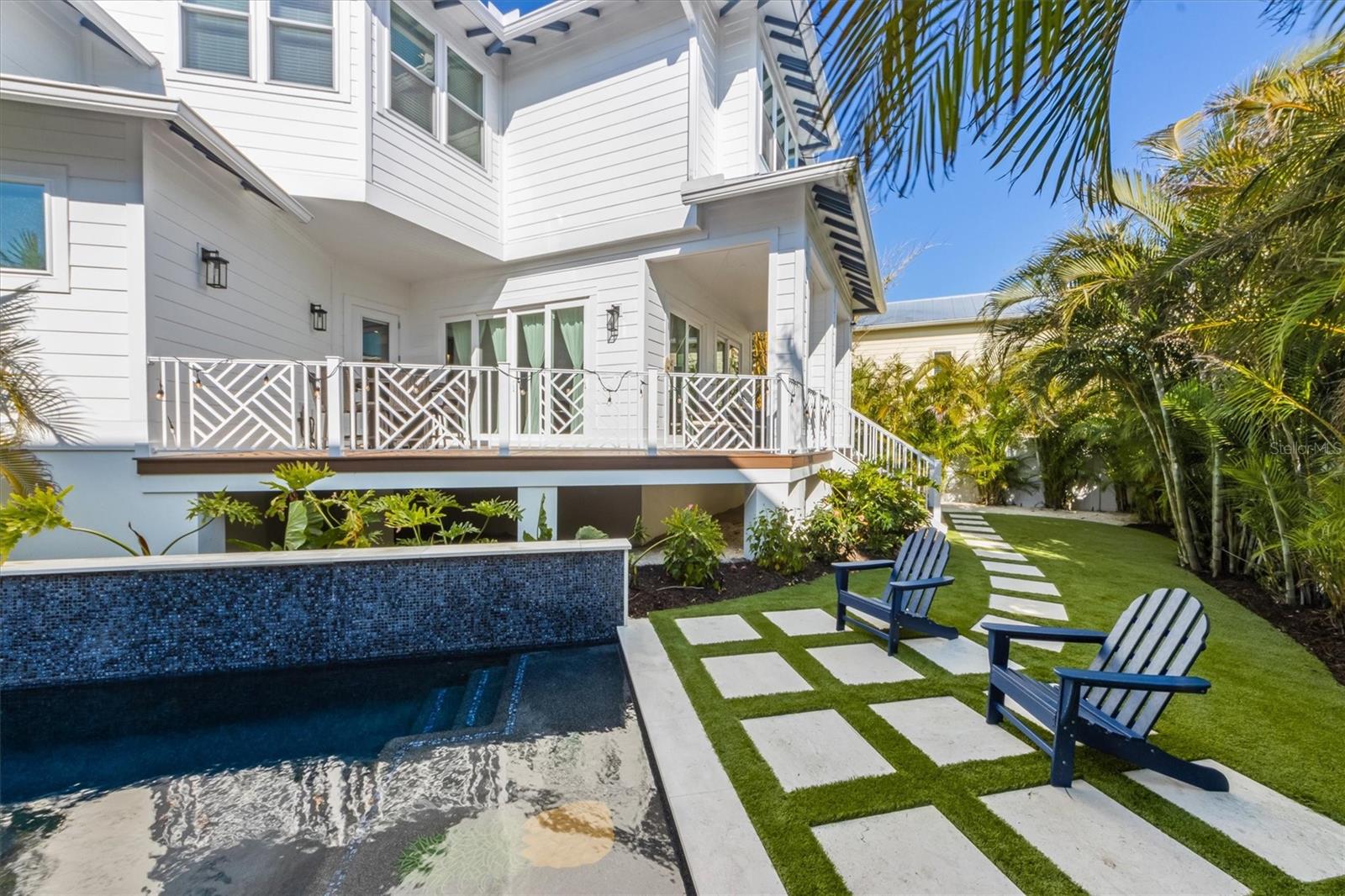 ISLAND RETREATS - Residential