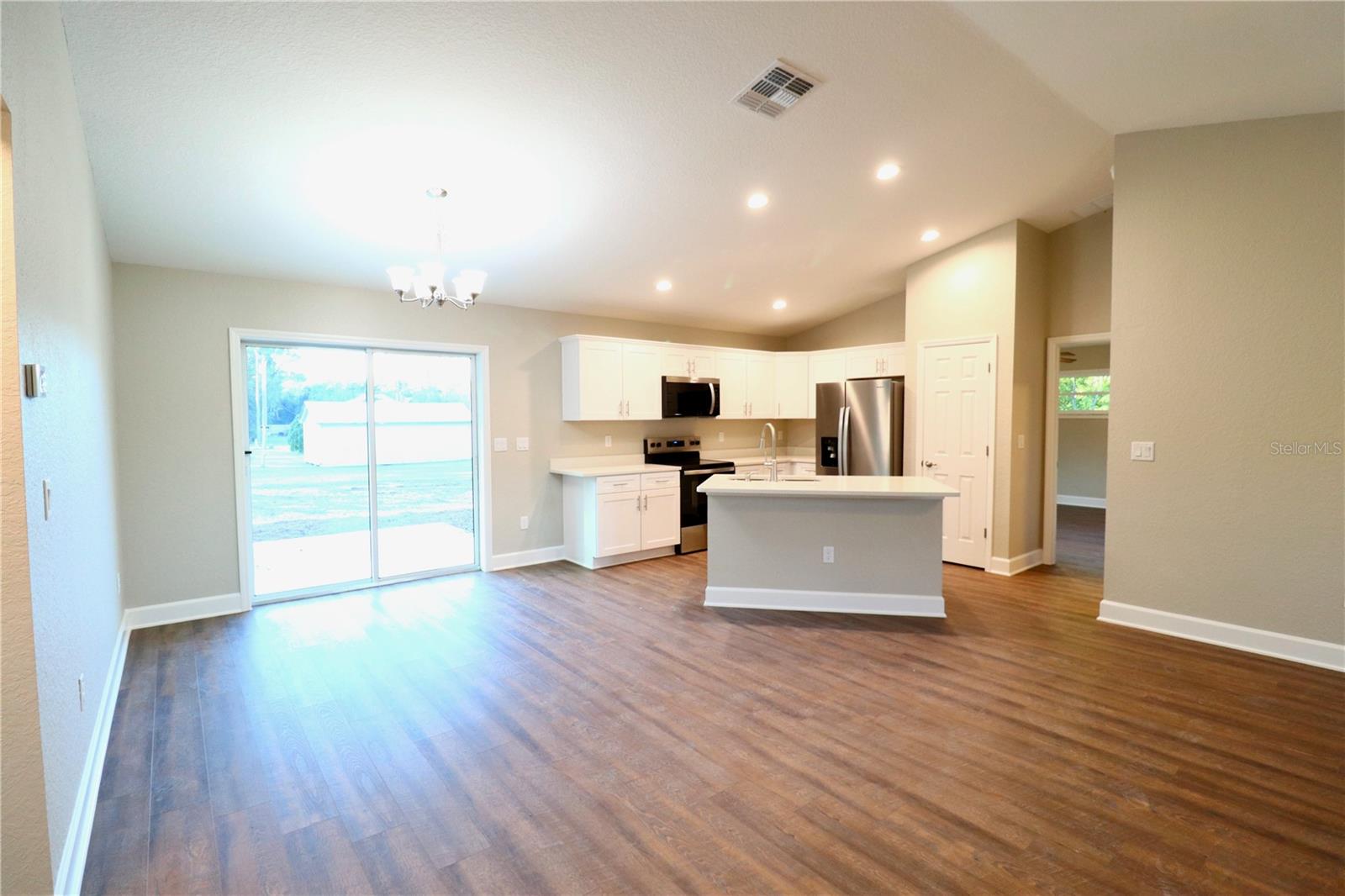 BELLEVIEW HEIGHTS ESTATE - Residential