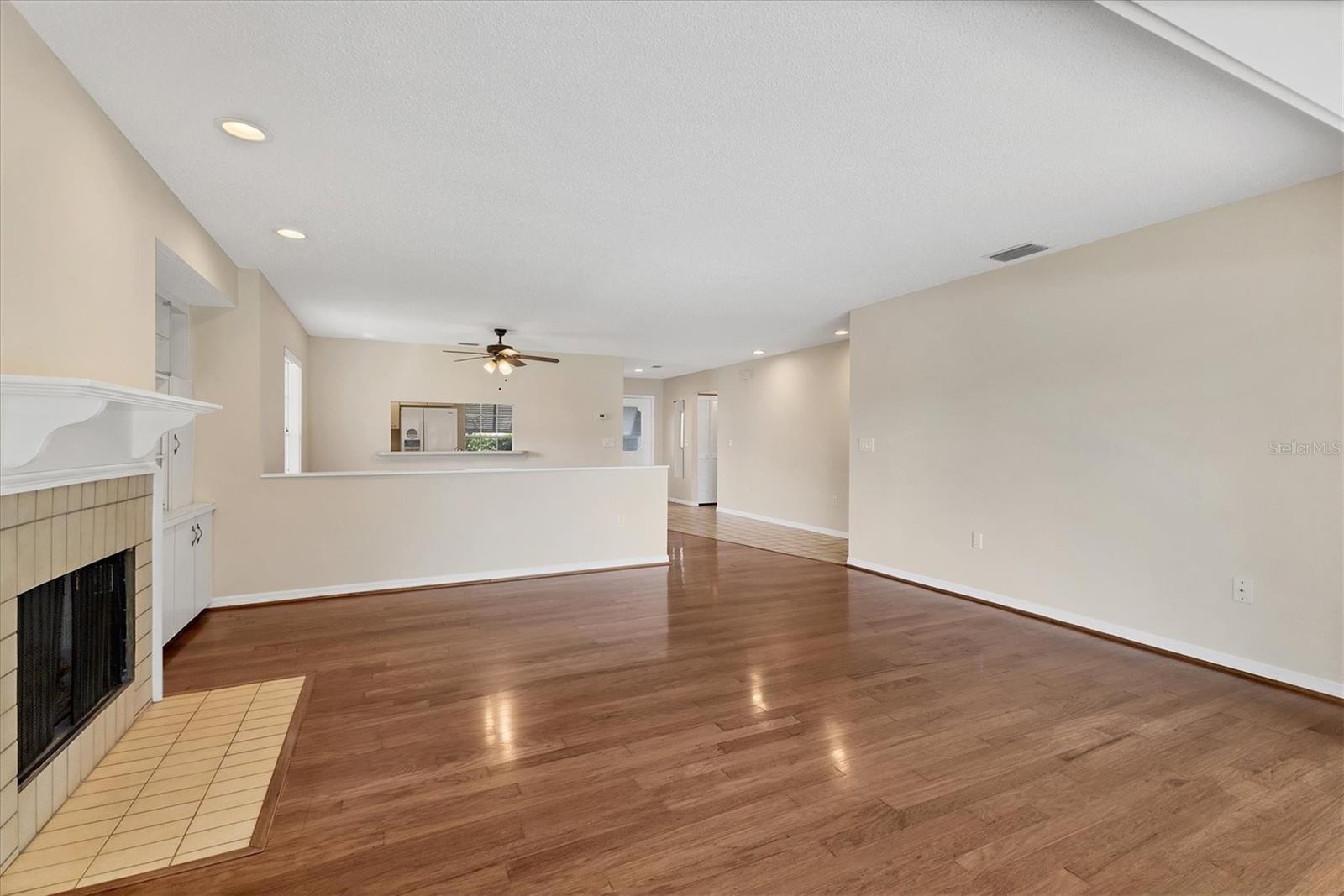 VILLAS OF PAPILLION - Residential