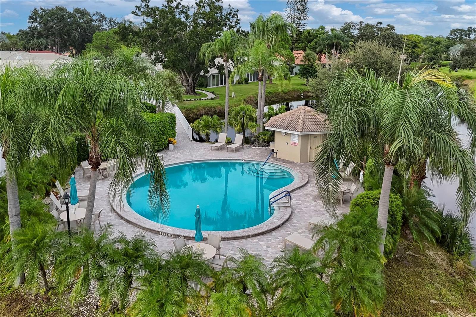 VILLAS OF PAPILLION - Residential