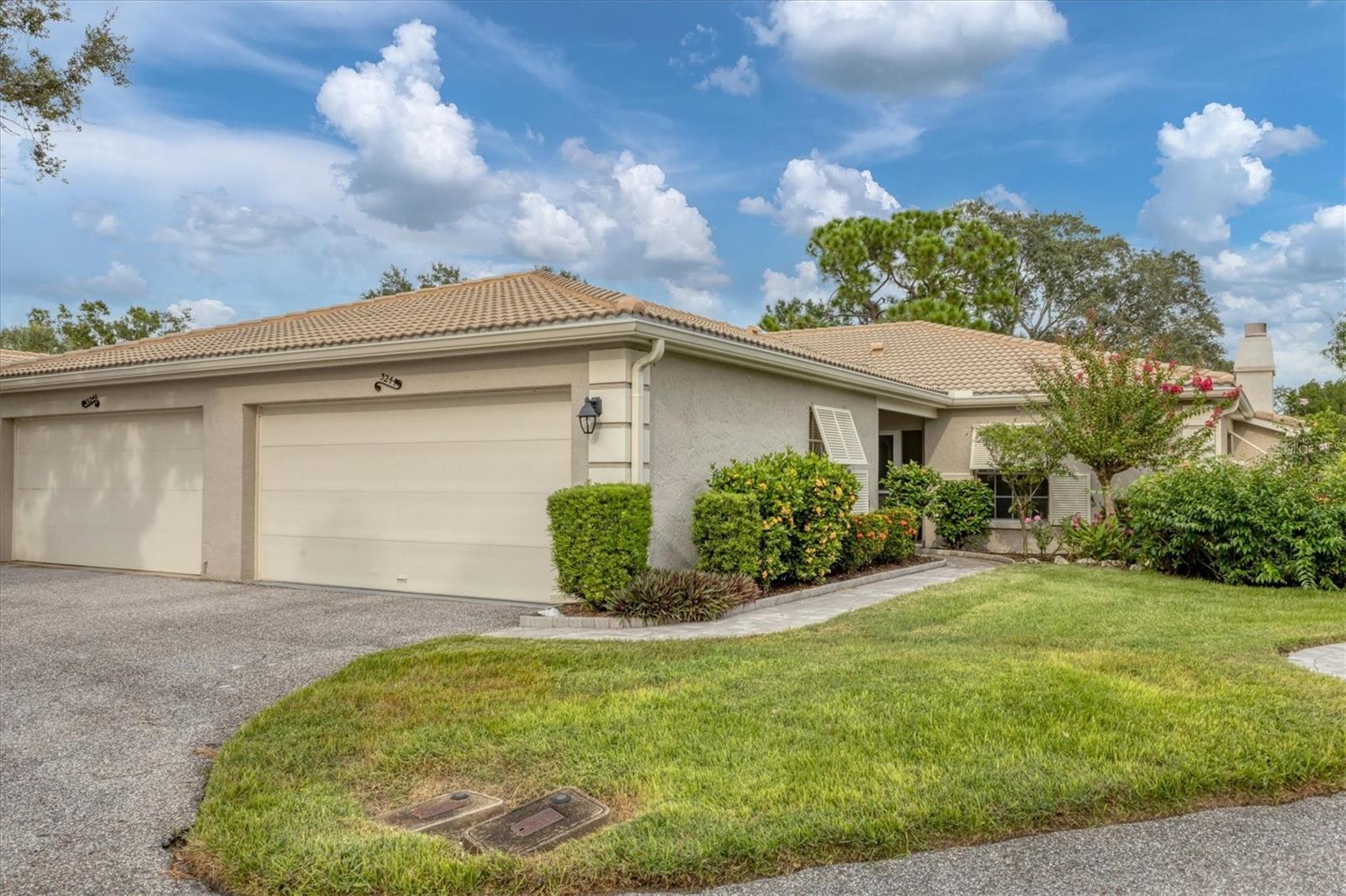 VILLAS OF PAPILLION - Residential