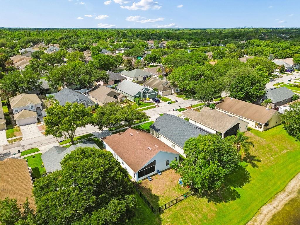 CEDAR GLEN OF ALOMA WOODS - Residential