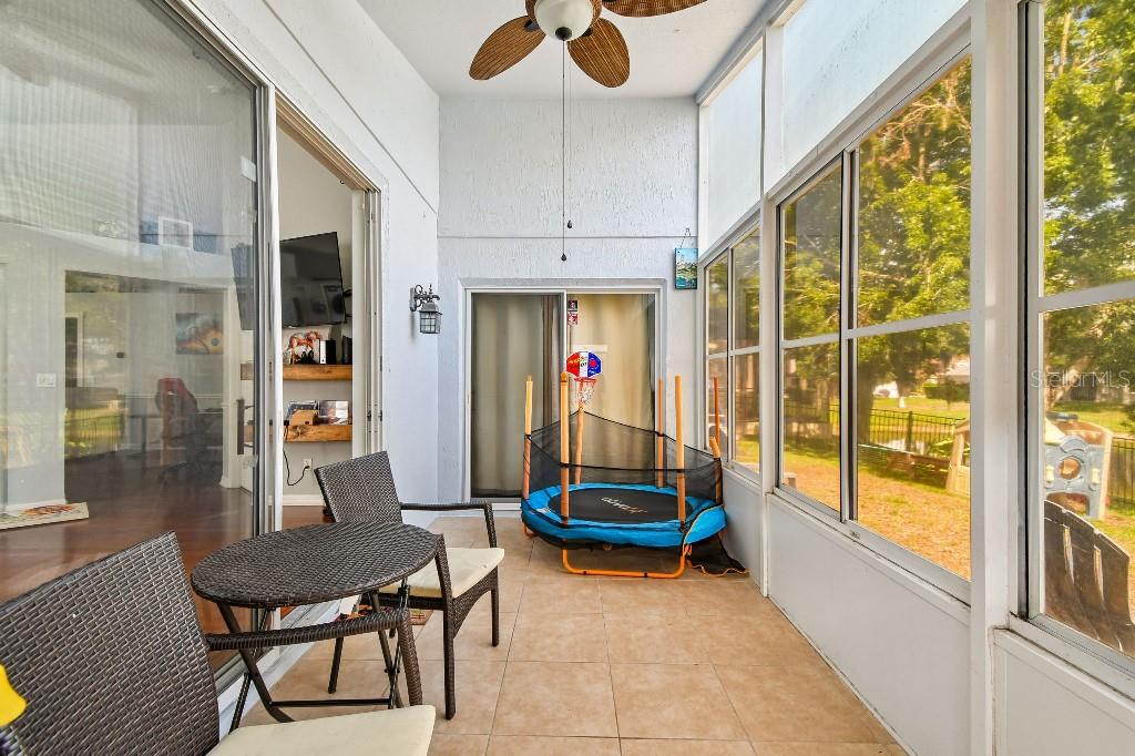 CEDAR GLEN OF ALOMA WOODS - Residential