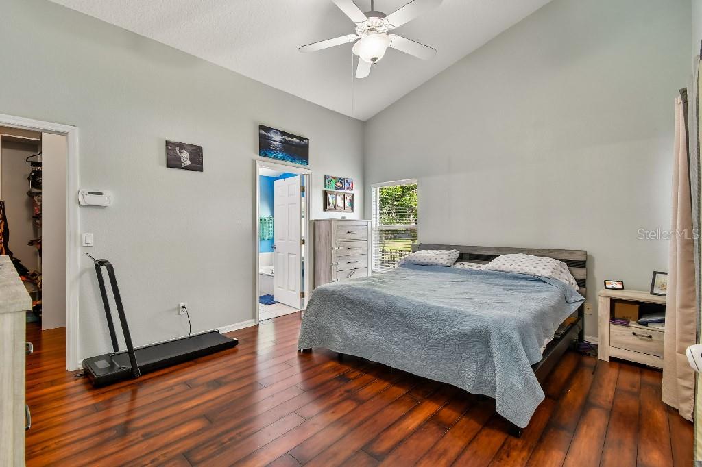 CEDAR GLEN OF ALOMA WOODS - Residential
