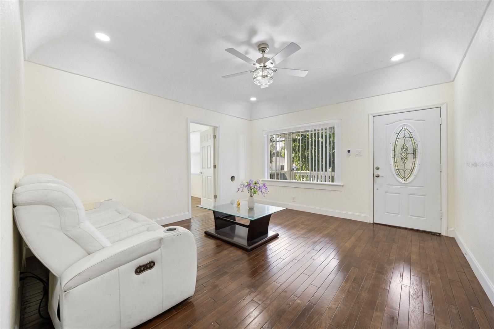 LOCICERO COLUMBIA PARK - Commercial Sale