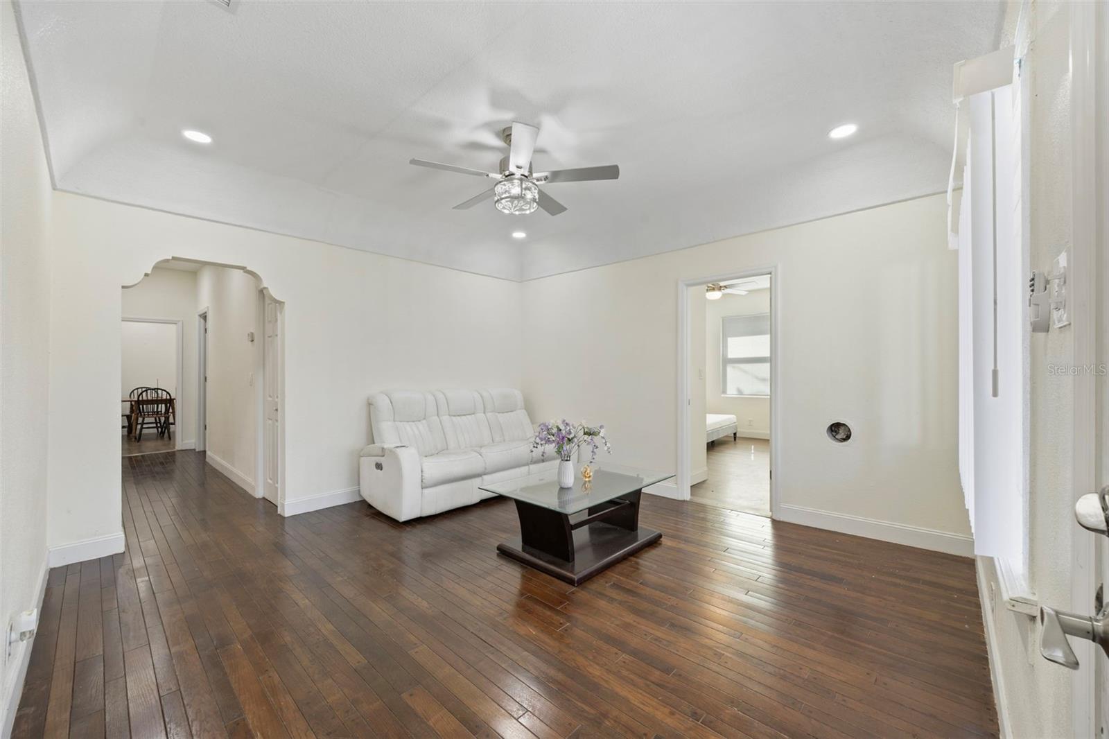 LOCICERO COLUMBIA PARK - Commercial Sale