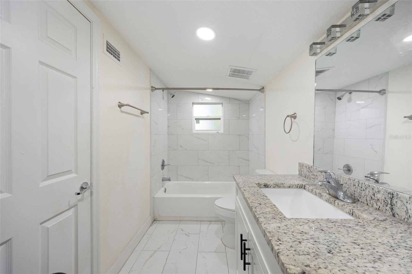 LOCICERO COLUMBIA PARK - Commercial Sale