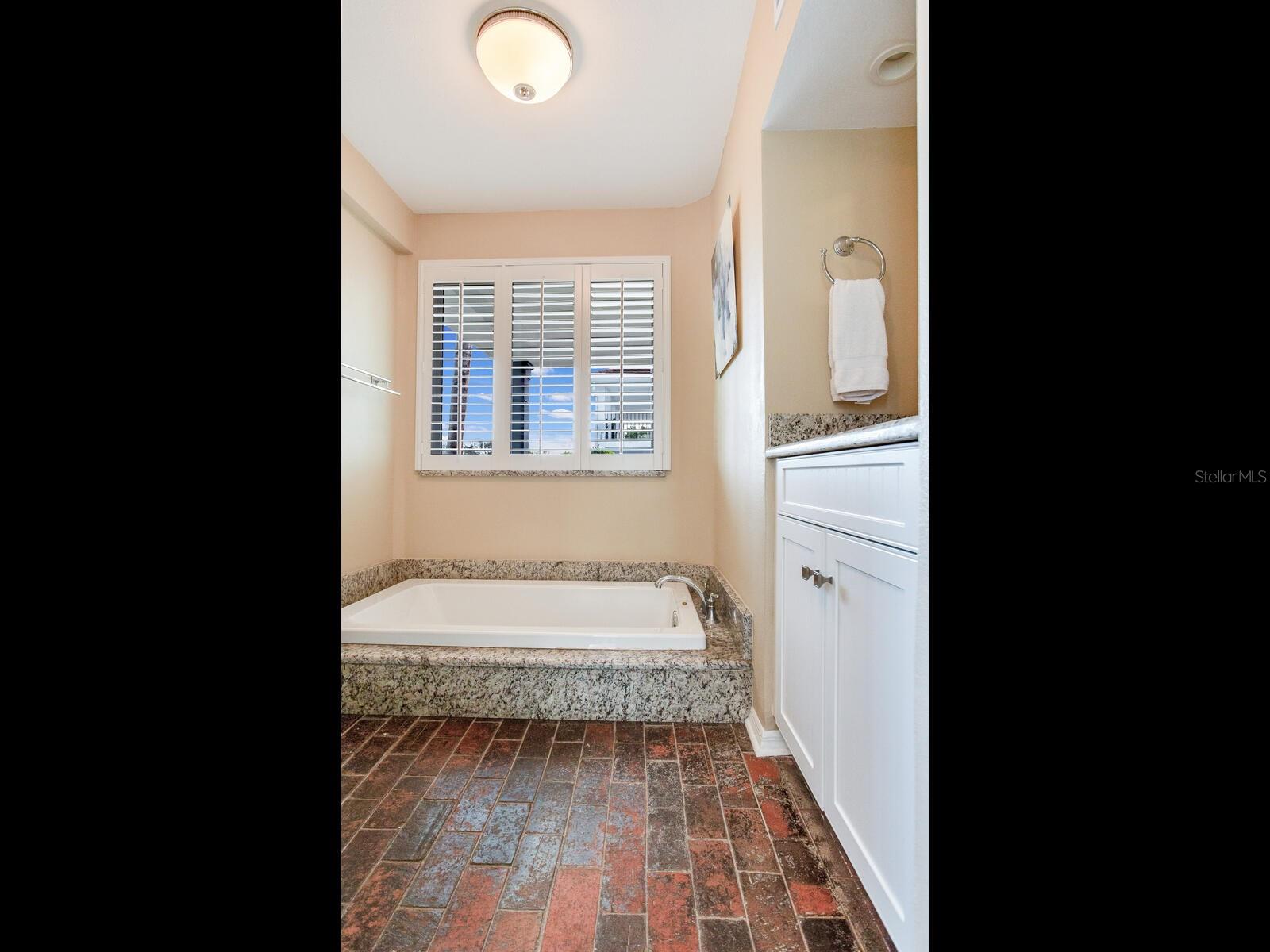CULBREATH ISLES UNIT 2 - Residential