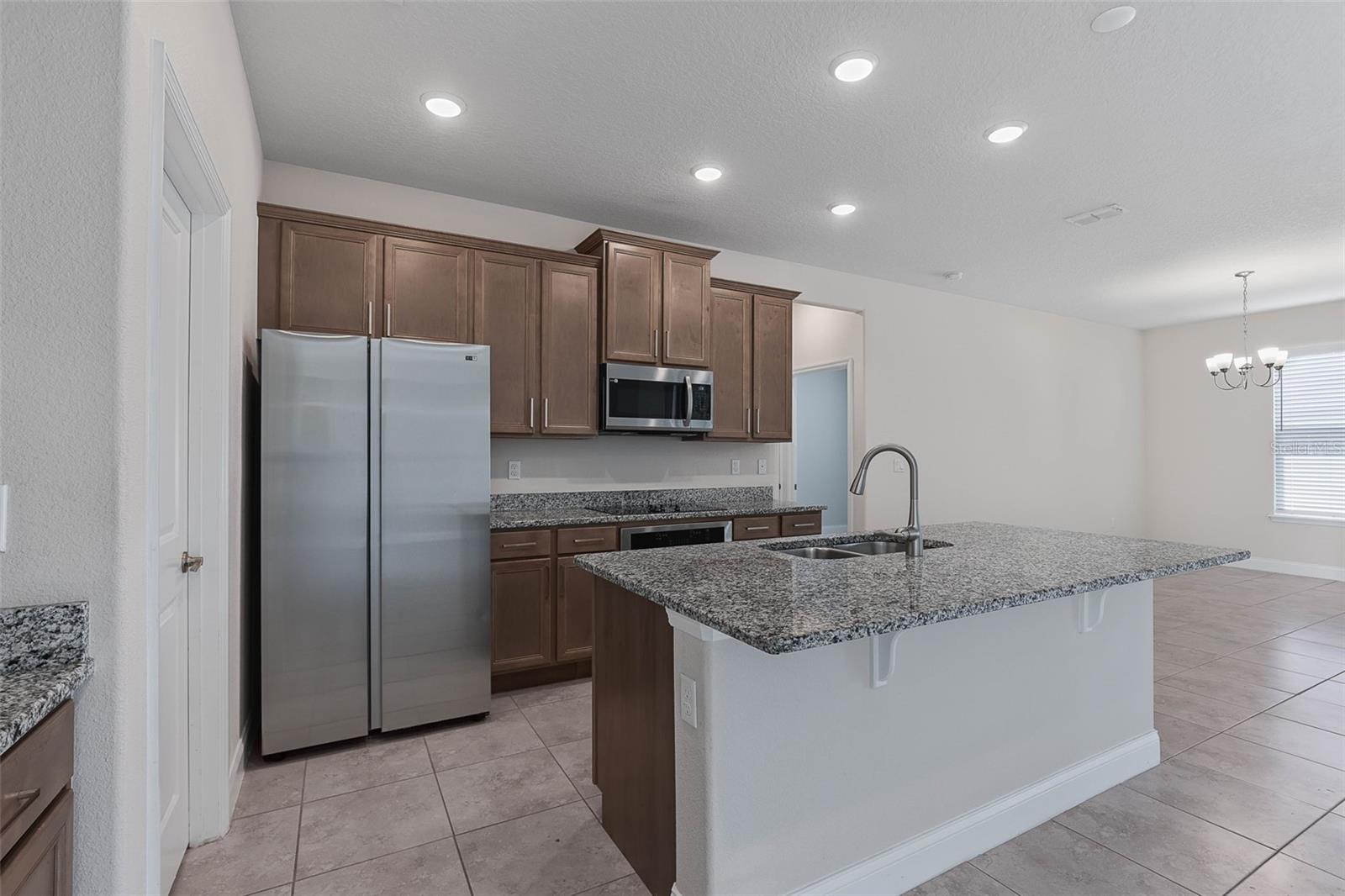 FOREST GROVE BUS CENTER - Residential