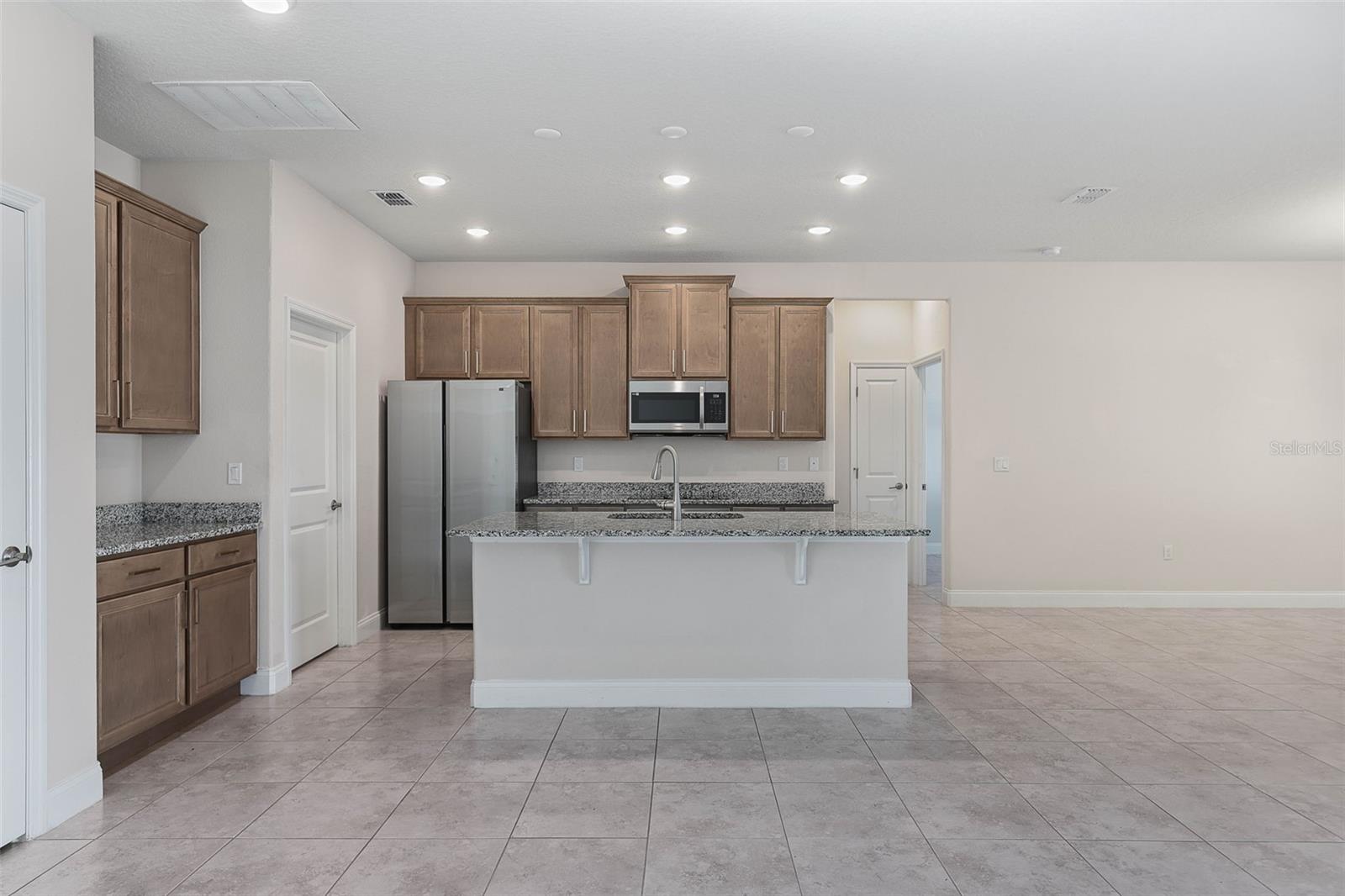 FOREST GROVE BUS CENTER - Residential