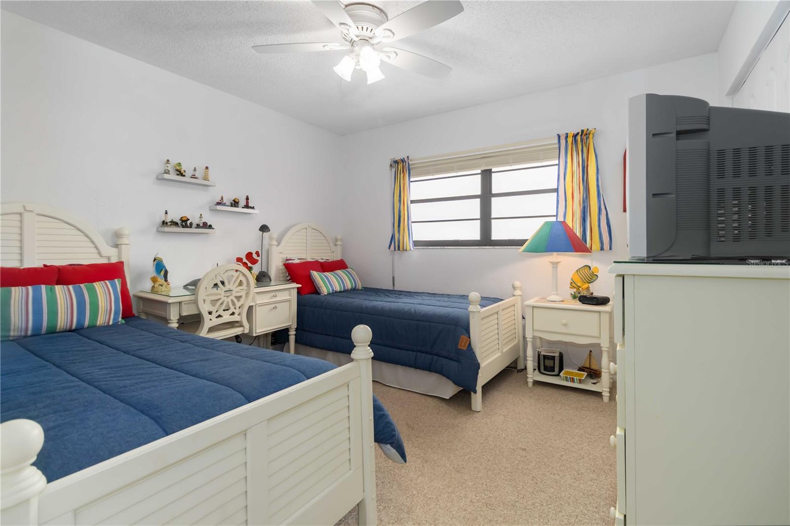 HACIENDA DEL SOL CONDO - Residential