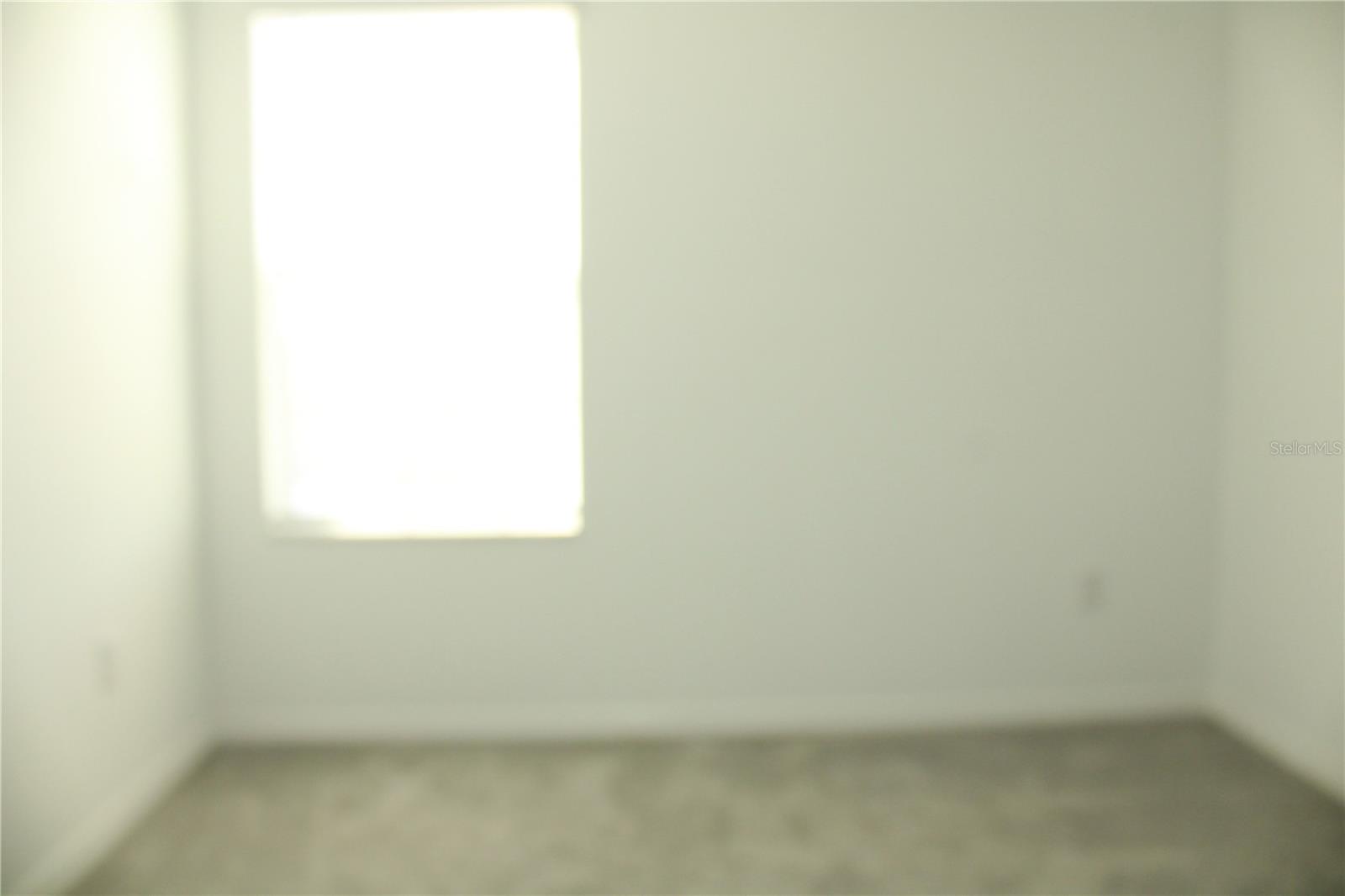 PRAVELA - Residential Lease