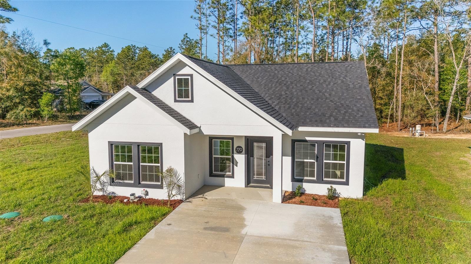 WILLISTON HYLNDS GOLF & C CLUB ESTATE - Residential Lease
